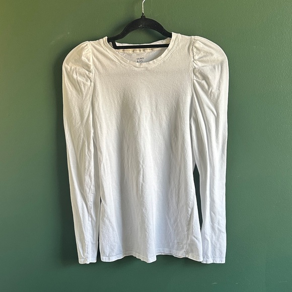 crown & ivy Tops - Crown & Ivy Classic White Long Sleeve Top Size M